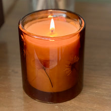 Load image into Gallery viewer, Pressed Floral LIMITED EDITION 🌿 with Plantable Seed Paper Dust Cover 🌱