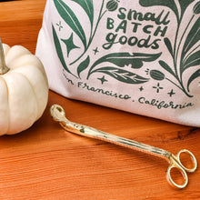 Load image into Gallery viewer, Wick Trimmers - A must have!